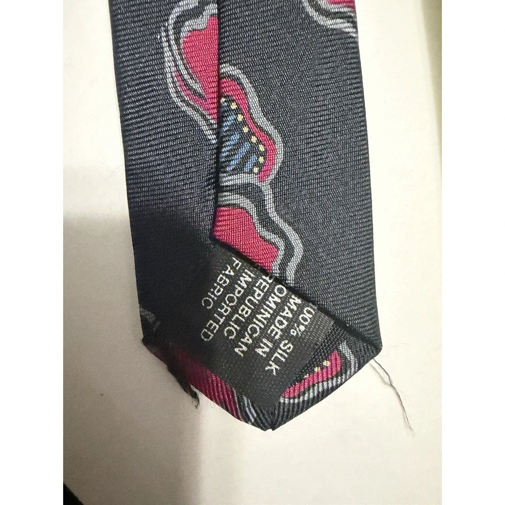 Envoy Mens Silk Necktie Black Red Grey Floral Poppy Pattern Classic 56 Inch